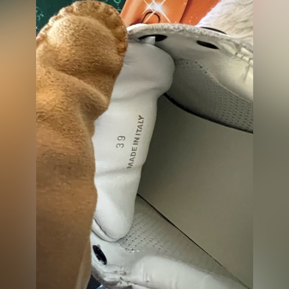 MCM White Skyward Visetos Shoe withbox - Picture 7 of 15